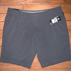 UNDER ARMOUR DRI FIT GOLF SHORTS SZ 42